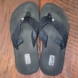 Teva flip-flops size 7
